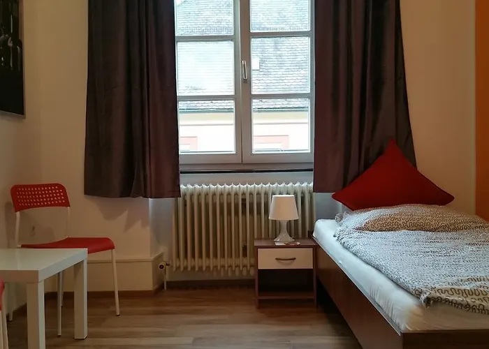 Anna * ラシュタット